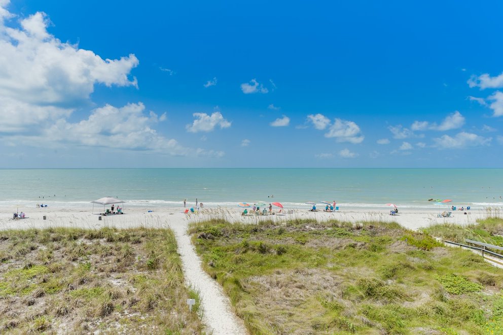 sanibel island beach view