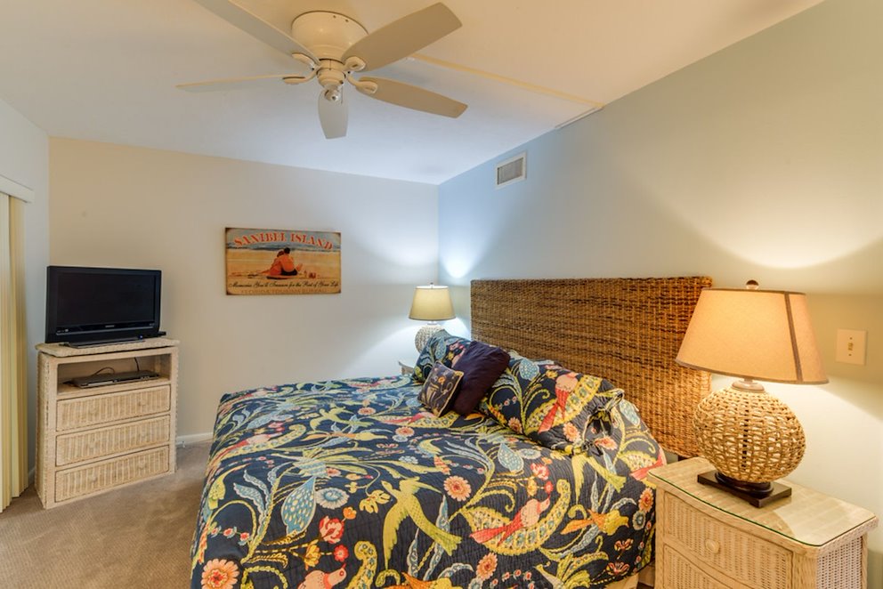 suite bedroom at our sanibel island hotel